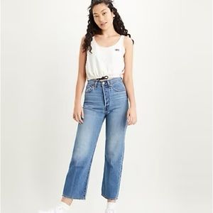 Levi’s Ribcage Straight ankle jeans size 25